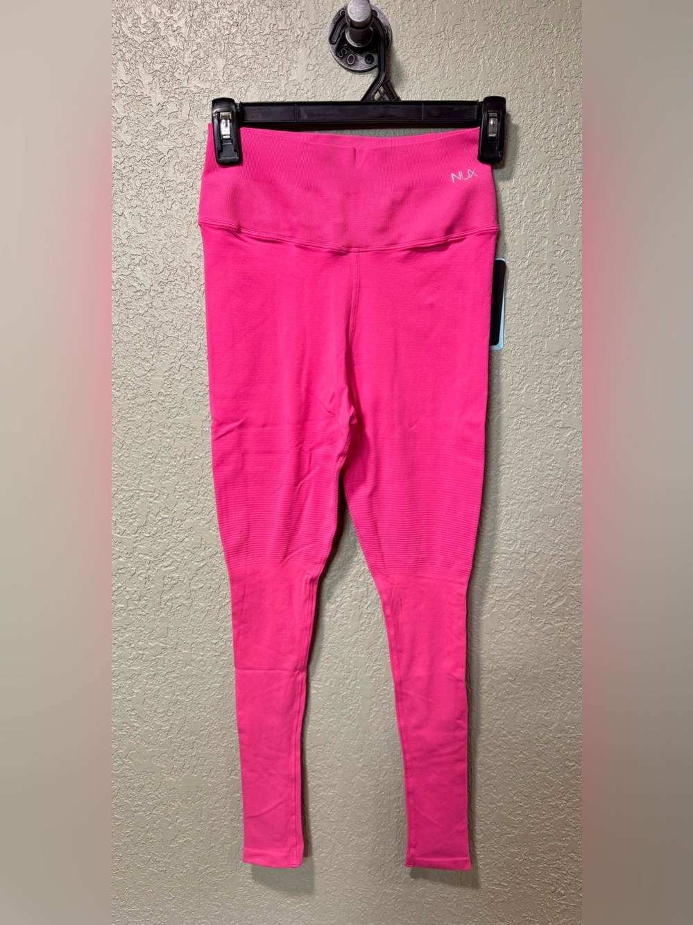 NUX Bright Pink Ribbed High-Waist Leggings Small NWT